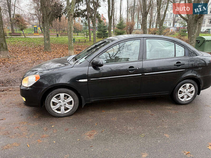Седан Hyundai Accent 2008 в Киеве