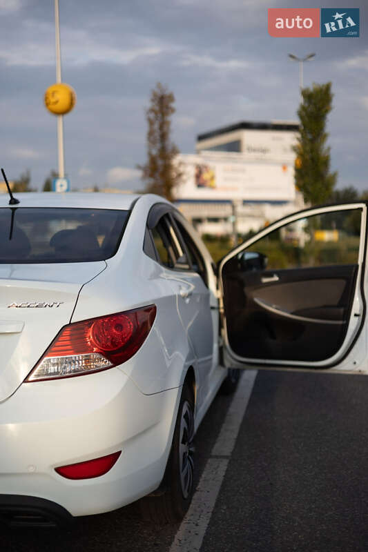 Седан Hyundai Accent 2013 в Белгороде-Днестровском фото 9 Седан Hyundai Accent 2013 в Белгороде-Днестровском