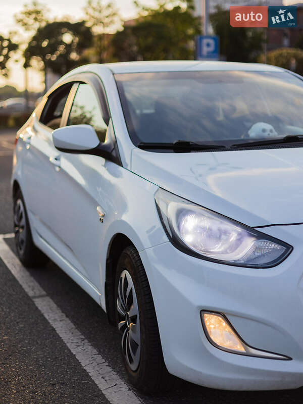 Седан Hyundai Accent 2013 в Белгороде-Днестровском фото 11 Седан Hyundai Accent 2013 в Белгороде-Днестровском