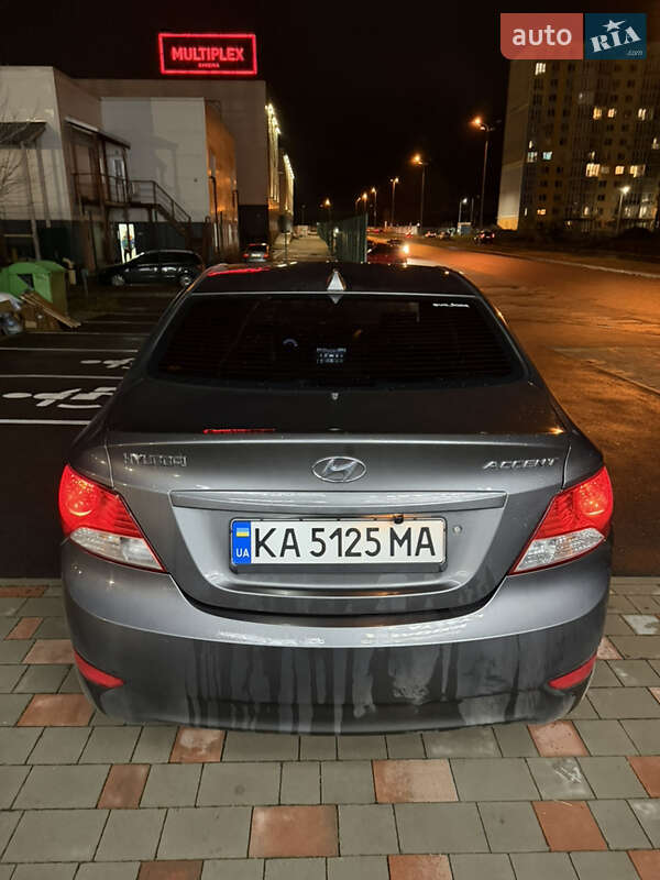 Седан Hyundai Accent 2011 в Киеве
