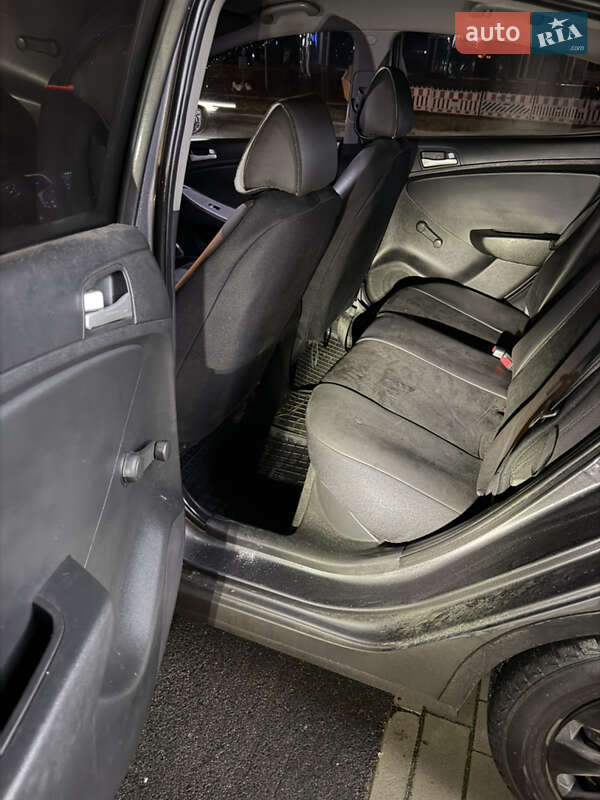 Седан Hyundai Accent 2011 в Киеве