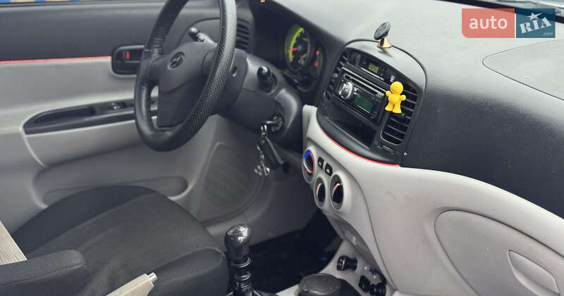 Седан Hyundai Accent 2008 в Львове