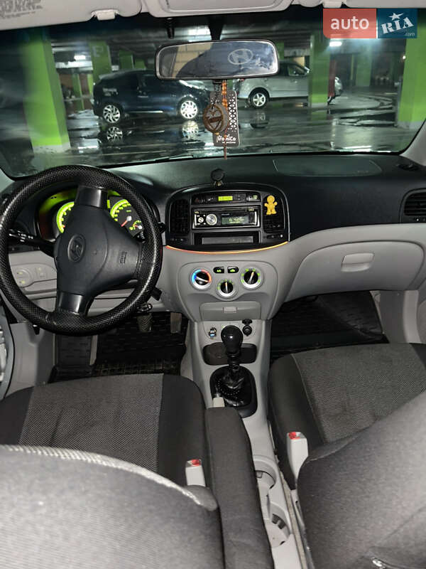 Седан Hyundai Accent 2008 в Львове