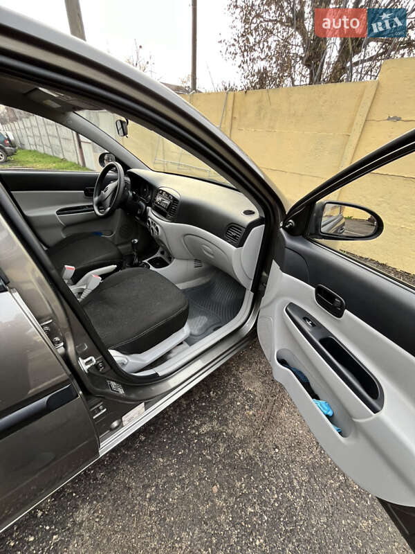 Седан Hyundai Accent 2008 в Харькове