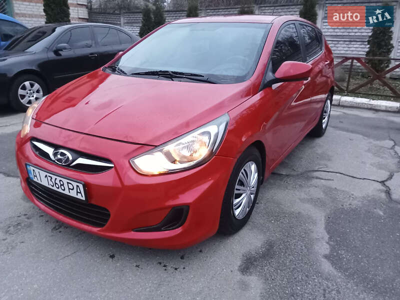 Хэтчбек Hyundai Accent 2012 в Житомире