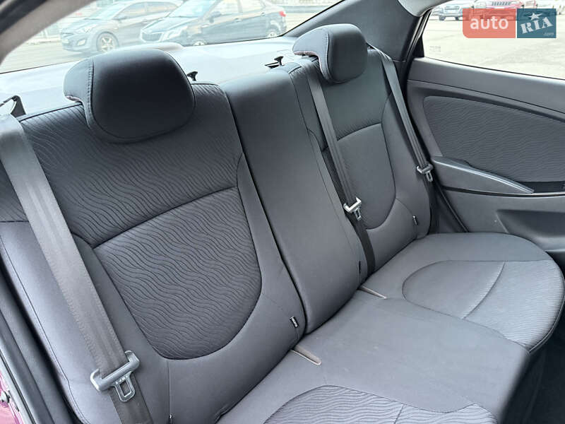 Седан Hyundai Accent 2012 в Киеве