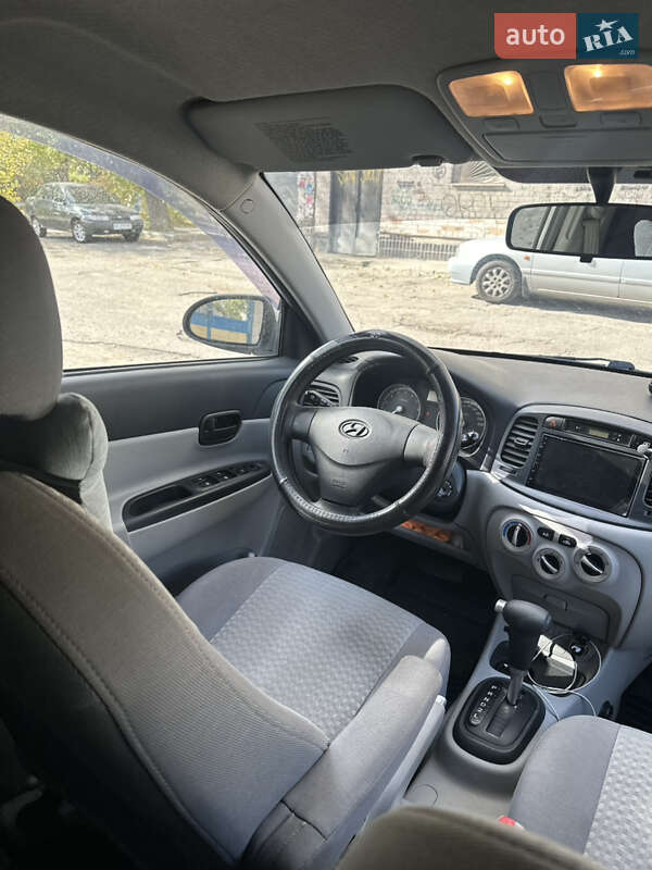 Седан Hyundai Accent 2008 в Дніпрі
