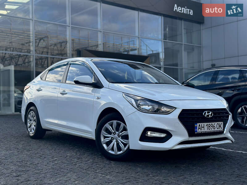 Седан Hyundai Accent 2017 в Днепре