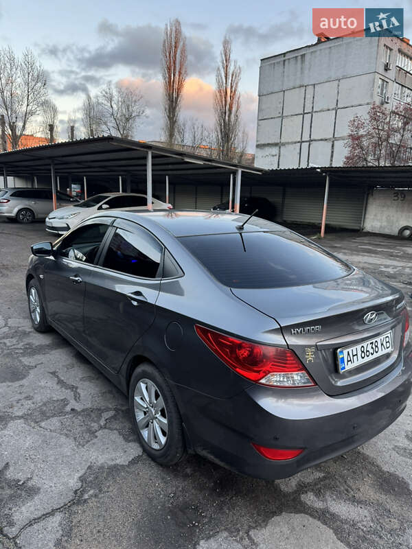 Седан Hyundai Accent 2012 в Павлограді фото 4 Седан Hyundai Accent 2012 в Павлограді