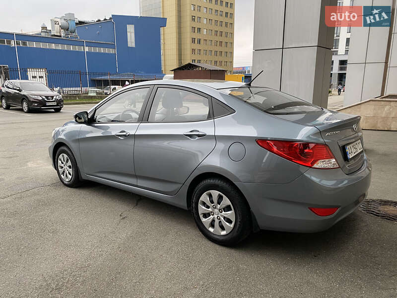 Седан Hyundai Accent 2019 в Києві