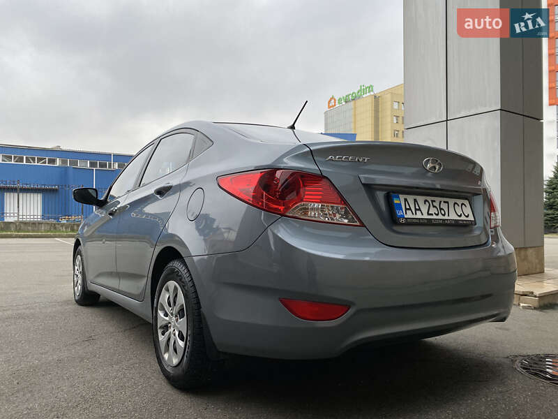 Седан Hyundai Accent 2019 в Києві