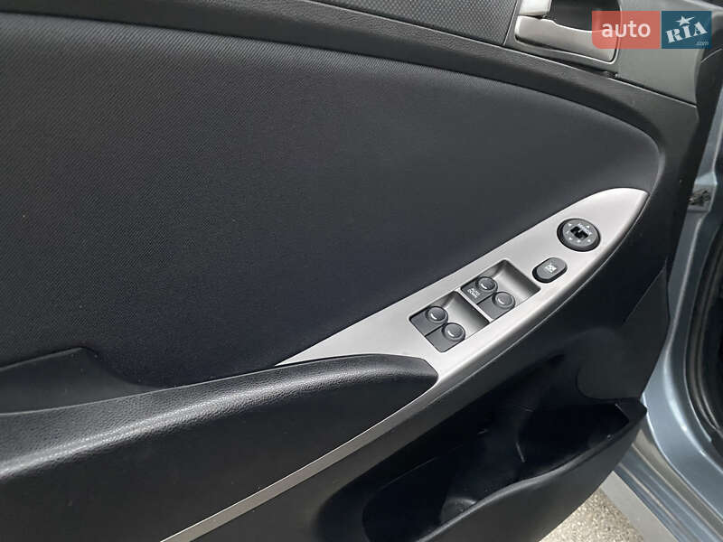 Седан Hyundai Accent 2019 в Києві