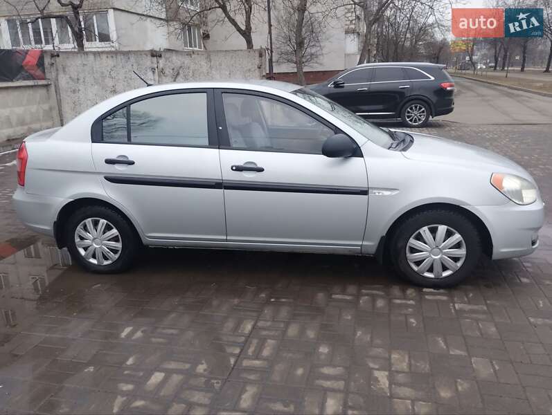Седан Hyundai Accent 2008 в Хмельницком