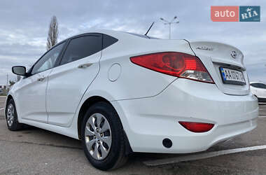 Седан Hyundai Accent 2018 в Киеве