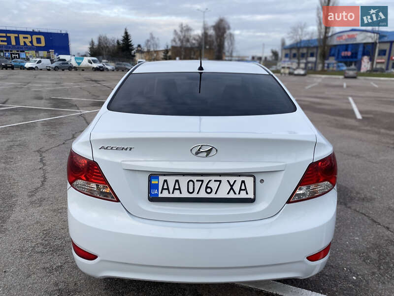 Седан Hyundai Accent 2018 в Житомирі