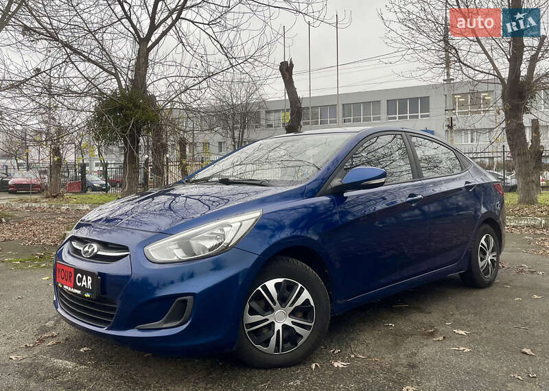 Седан Hyundai Accent 2015 в Киеве фото 4 Седан Hyundai Accent 2015 в Киеве