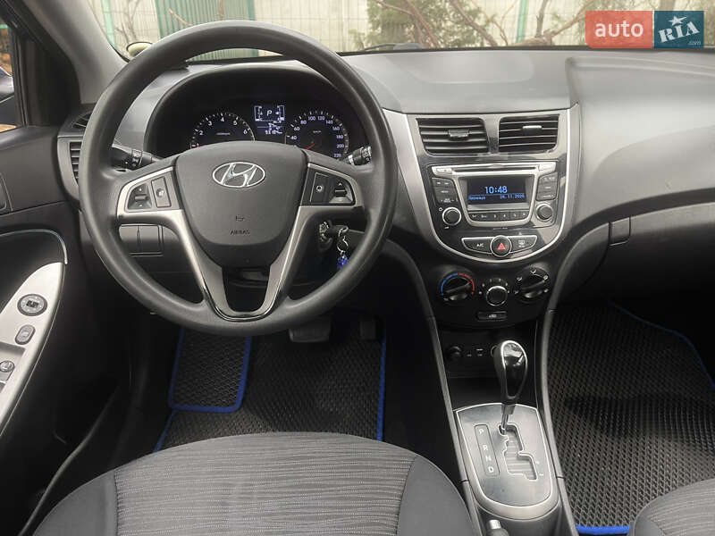 Седан Hyundai Accent 2015 в Киеве фото 25 Седан Hyundai Accent 2015 в Киеве