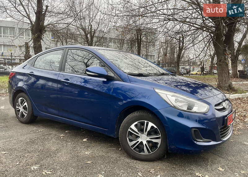 Седан Hyundai Accent 2015 в Киеве фото 12 Седан Hyundai Accent 2015 в Киеве