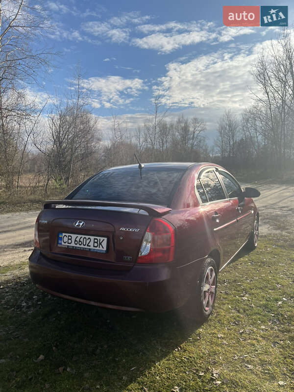 Седан Hyundai Accent 2008 в Остер