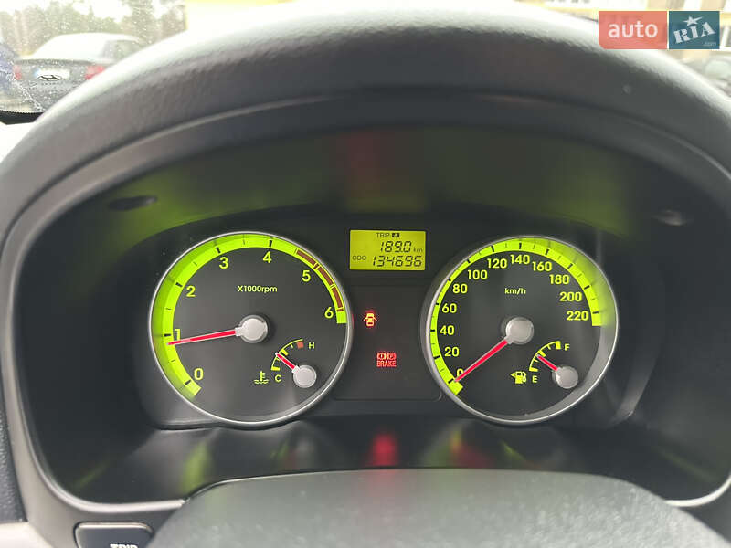 Седан Hyundai Accent 2008 в Киеве