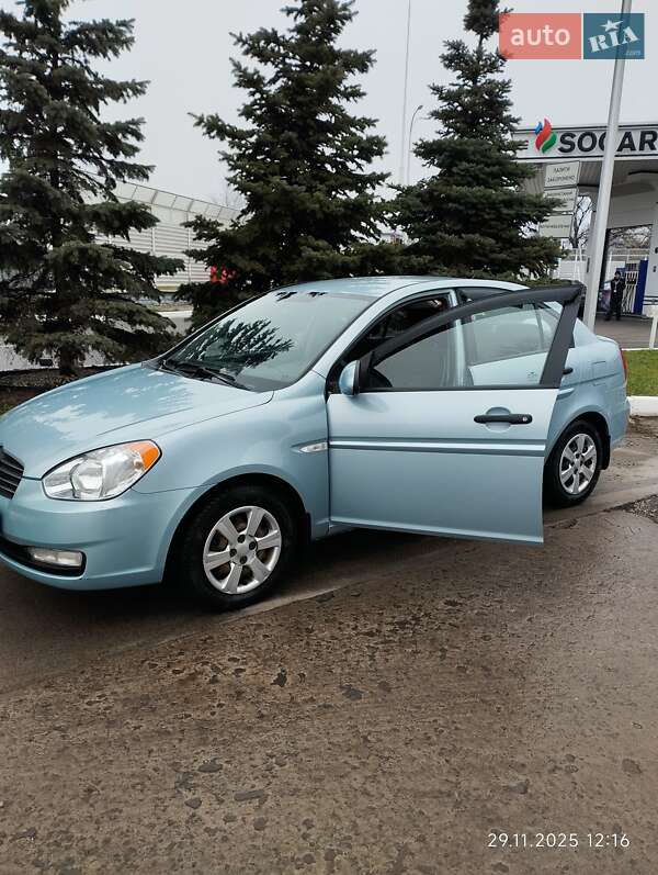 Hyundai Accent 2008