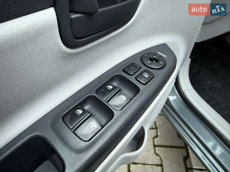 Седан Hyundai Accent 2008 в Хмельницькому фото 31 Седан Hyundai Accent 2008 в Хмельницькому