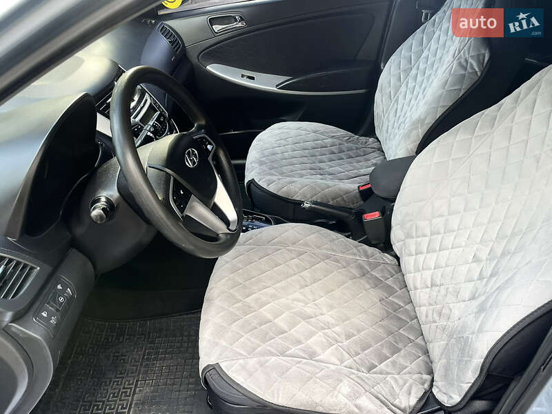 Седан Hyundai Accent 2011 в Чернігові фото 15 Седан Hyundai Accent 2011 в Чернігові