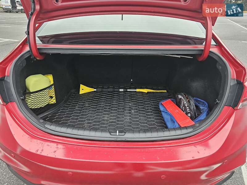 Седан Hyundai Accent 2018 в Киеве