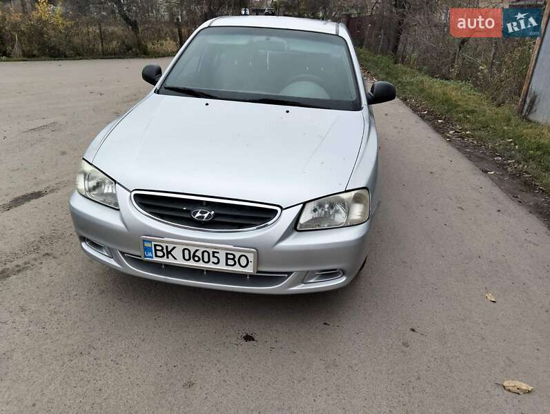Седан Hyundai Accent 2006 в Рівному фото Седан Hyundai Accent 2006 в Рівному