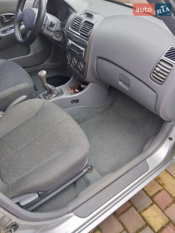 Седан Hyundai Accent 2006 в Рівному фото 12 Седан Hyundai Accent 2006 в Рівному