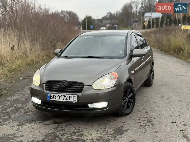 Hyundai Accent