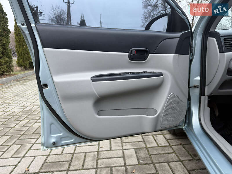 Седан Hyundai Accent 2007 в Прилуках фото 16 Седан Hyundai Accent 2007 в Прилуках