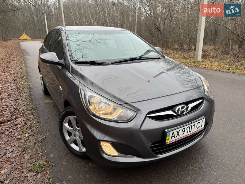 Седан Hyundai Accent 2011 в Харькове