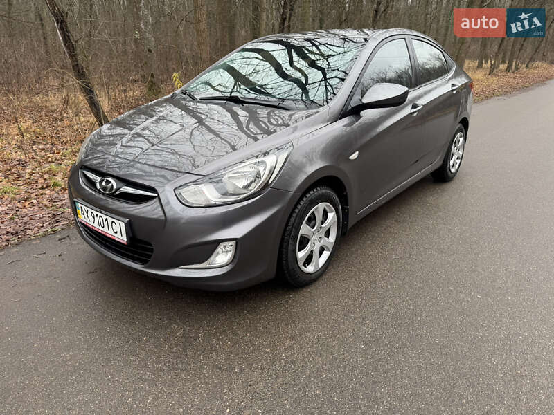 Седан Hyundai Accent 2011 в Харькове