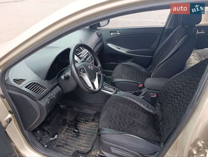 Седан Hyundai Accent 2011 в Черкассах