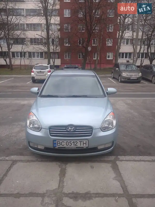 Hyundai Accent