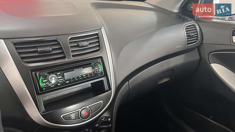 Седан Hyundai Accent 2012 в Ужгороде фото 14 Седан Hyundai Accent 2012 в Ужгороде