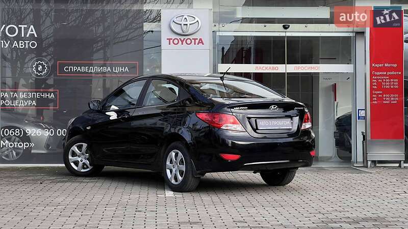 Седан Hyundai Accent 2012 в Ужгороде фото 3 Седан Hyundai Accent 2012 в Ужгороде