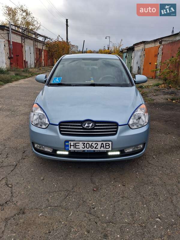 Седан Hyundai Accent 2008 в Николаеве