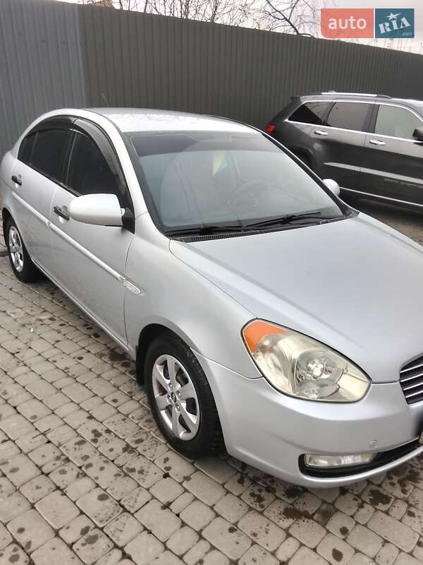 Седан Hyundai Accent 2008 в Тульчині