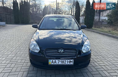 Седан Hyundai Accent 2008 в Прилуках