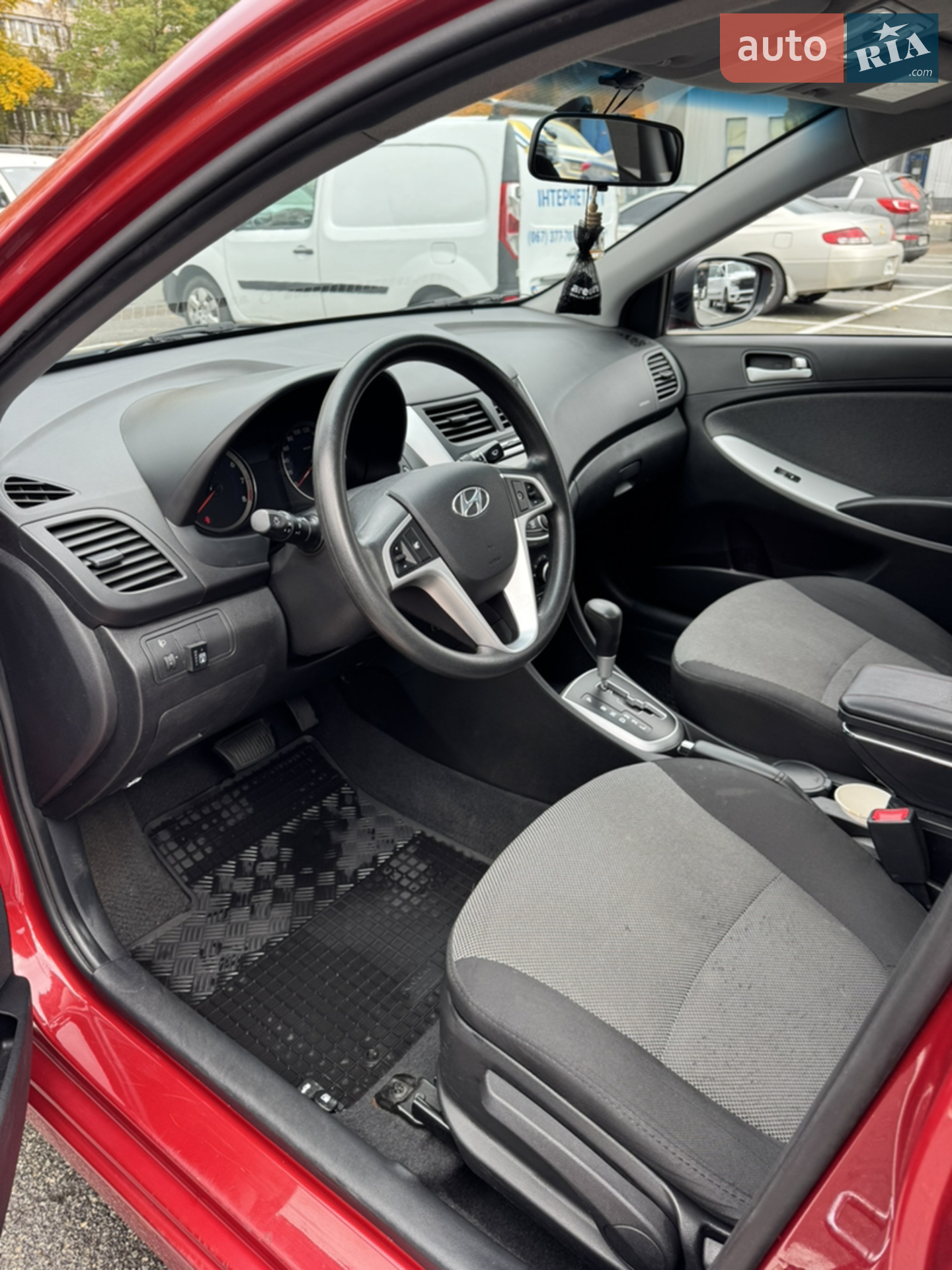 2013 Hyundai Accent - мініатюра 5