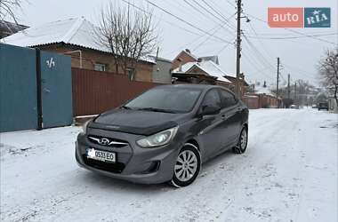 Седан Hyundai Accent 2011 в Сумах