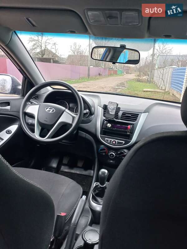 Седан Hyundai Accent 2013 в Ніжині