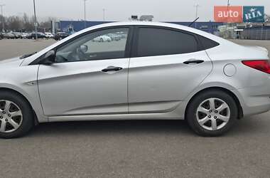 Седан Hyundai Accent 2012 в Дніпрі