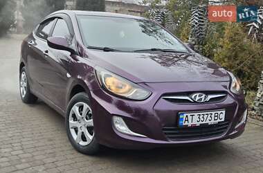Седан Hyundai Accent 2012 в Ивано-Франковске