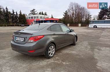 Седан Hyundai Accent 2012 в Ужгороді