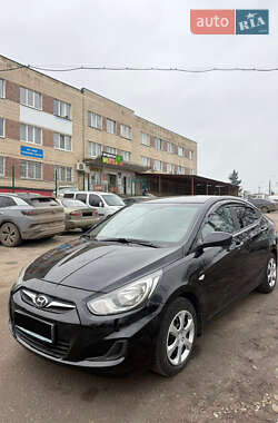 Седан Hyundai Accent 2013 в Сумах
