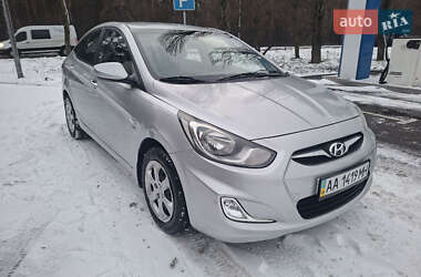 Седан Hyundai Accent 2012 в Києві