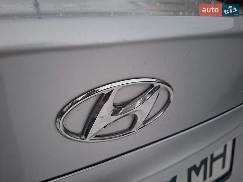 Седан Hyundai Accent 2012 в Києві фото 82 Седан Hyundai Accent 2012 в Києві